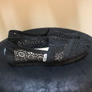 TOMS Classic Slip-ons